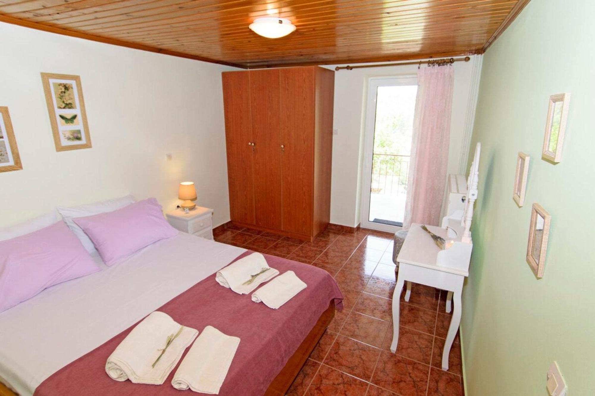 Aoria Traditional House With Stuning Mountain View Loulos 外观 照片