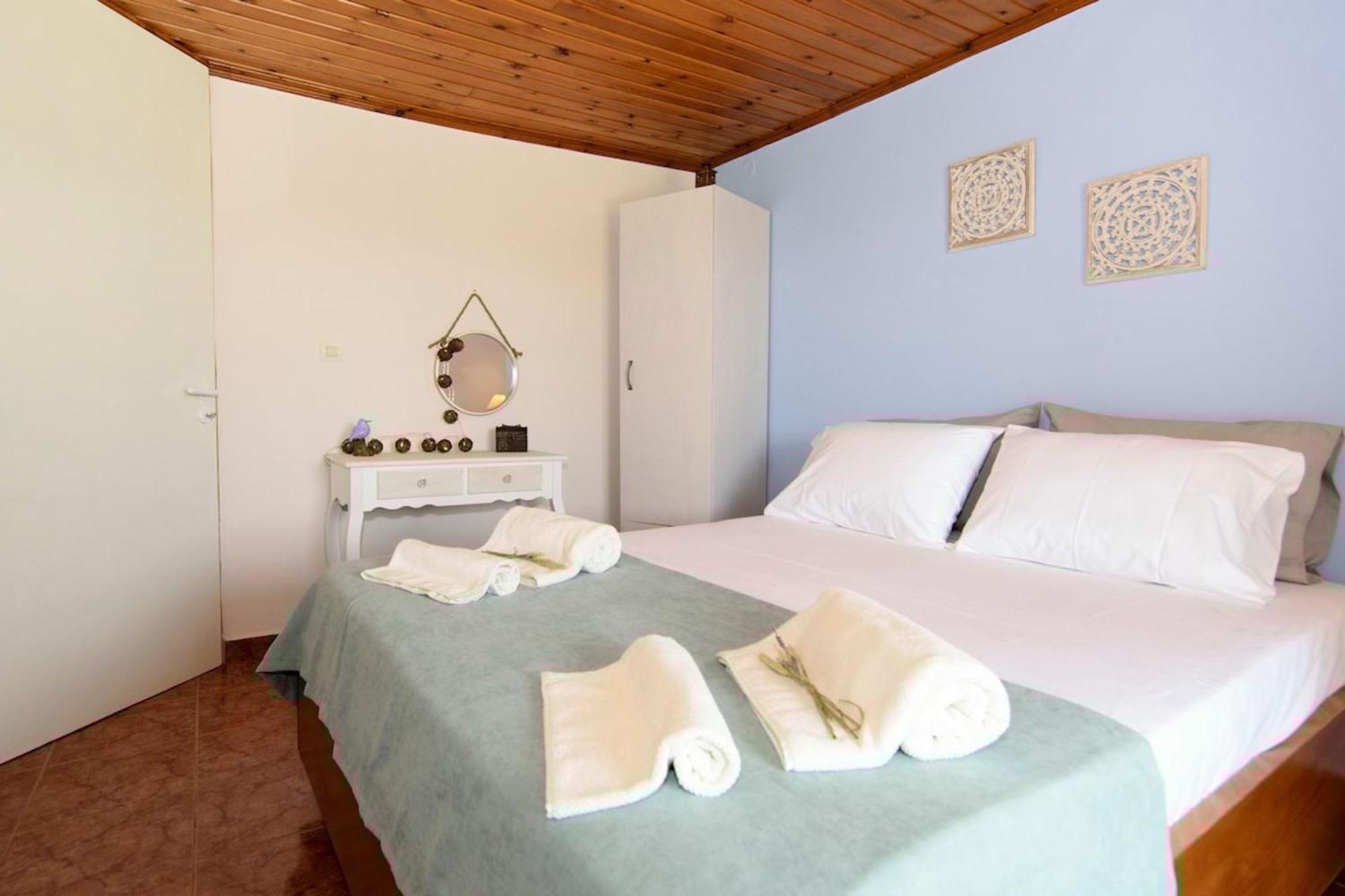 Aoria Traditional House With Stuning Mountain View Loulos 外观 照片